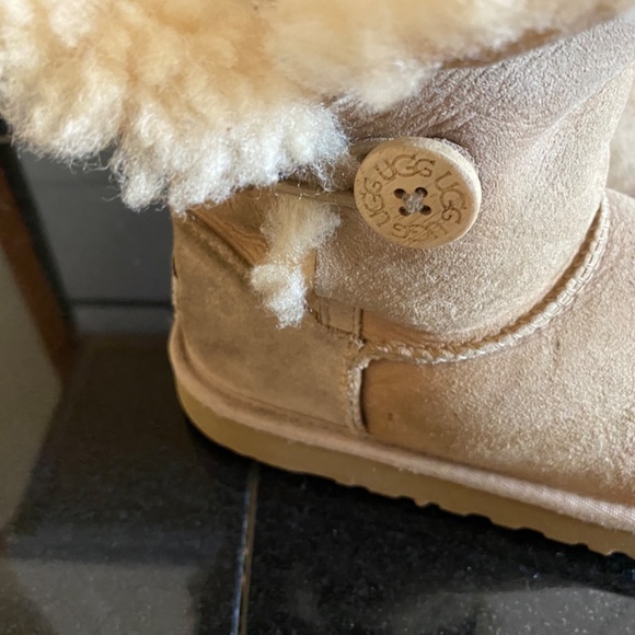 UGG Shoes Ugg Kids Size 3 Poshmark